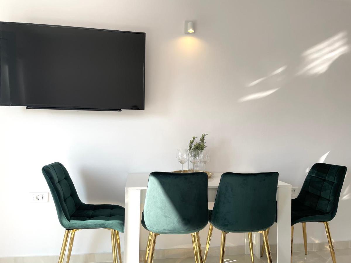 Apartment Vila ** สตินิกา ภายนอก รูปภาพ